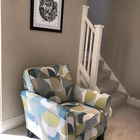 Feriehus Harlow Coach House